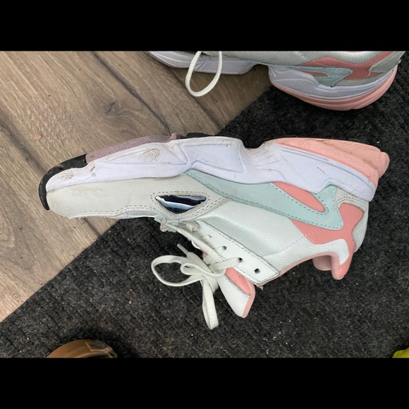 Adidas sneakers - Picture 3 of 4